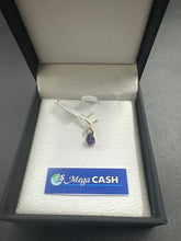 LADIES 9CT GOLD/DIAMOND PENDANT